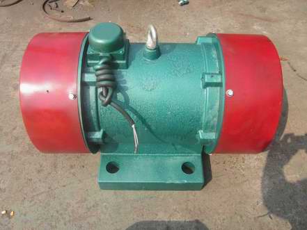 振動篩分機械的結(jié)構及工作原理 